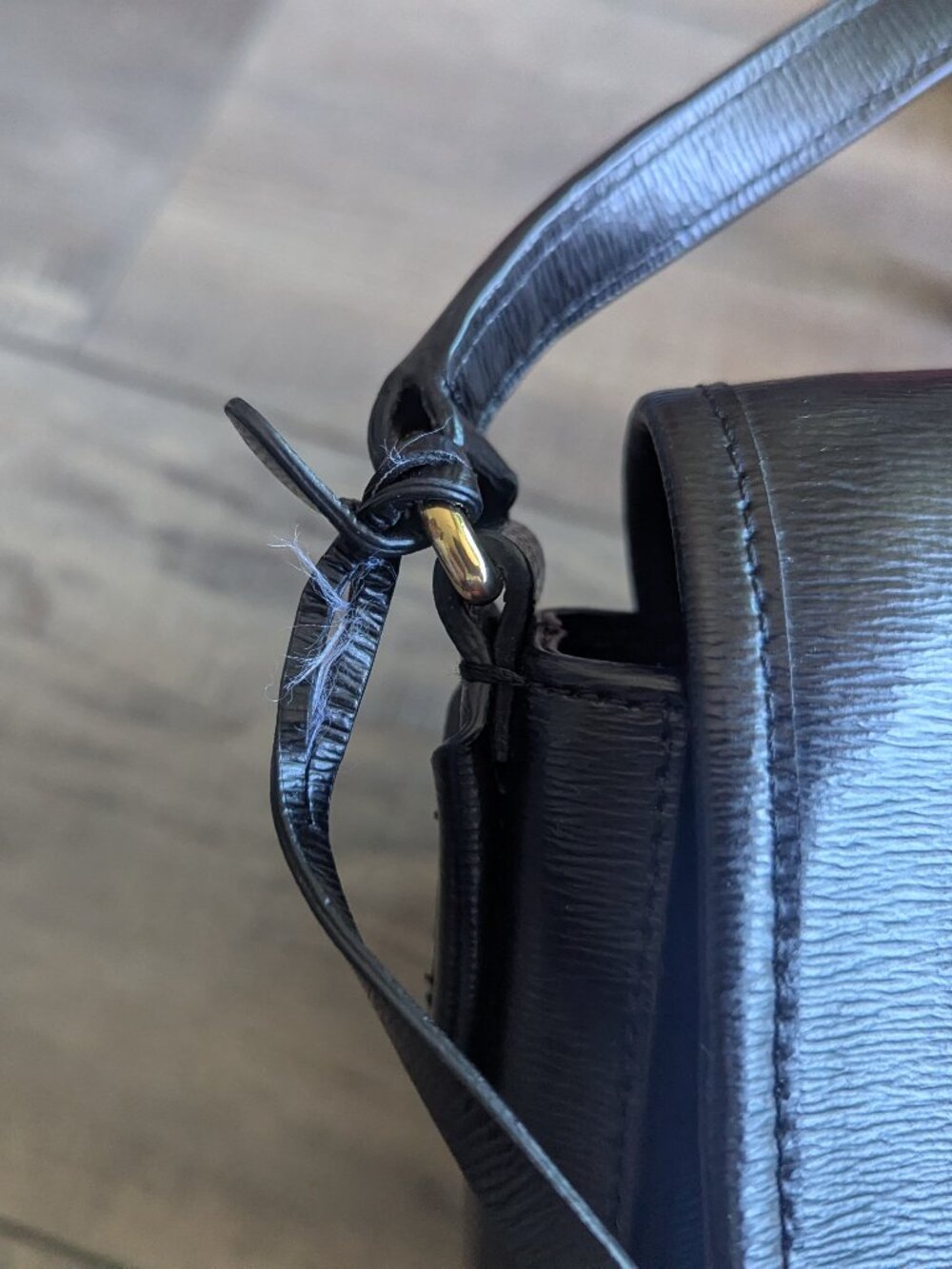 Lauren Ralph Lauren Tate Textured Leather Flap Crossbody Bag Black Gold - Picture 10 of 16